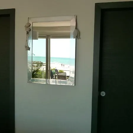 La Voile Blanche 1 * Frontignan