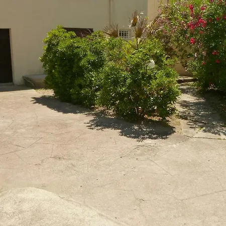 La Voile Blanche 1 * Frontignan